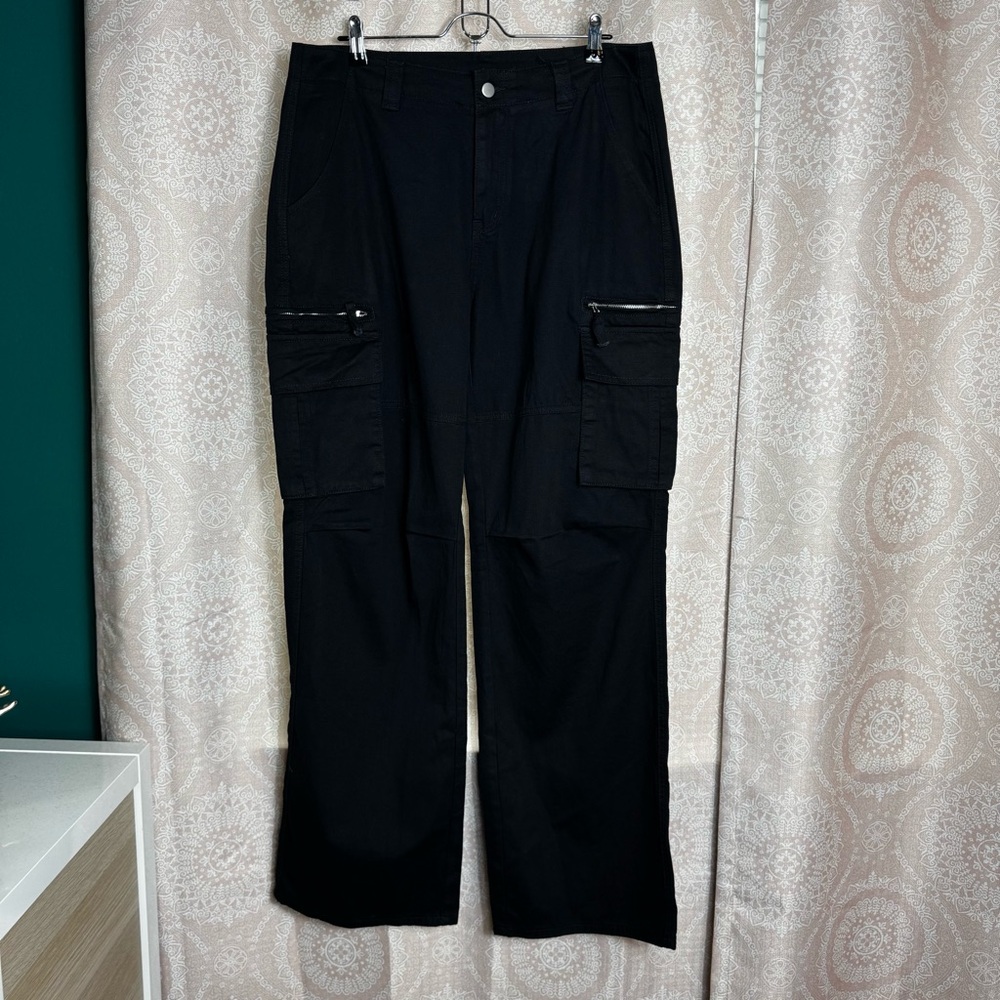 NWT Emmiol Women's Black Baggy High Rise Cargo Pants Goth Altfashion Streetwear